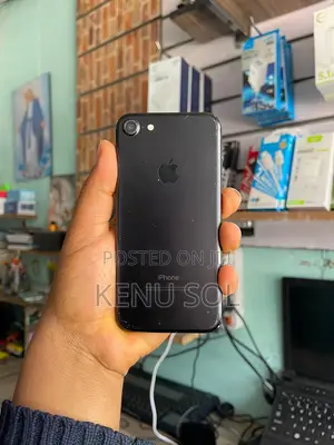 Apple iPhone 7 32 GB Black