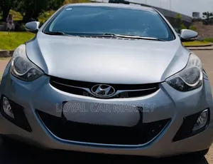 Hyundai Avante 2013 Silver