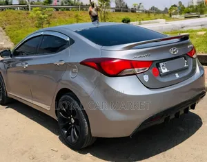 Hyundai Avante 2013 Silver