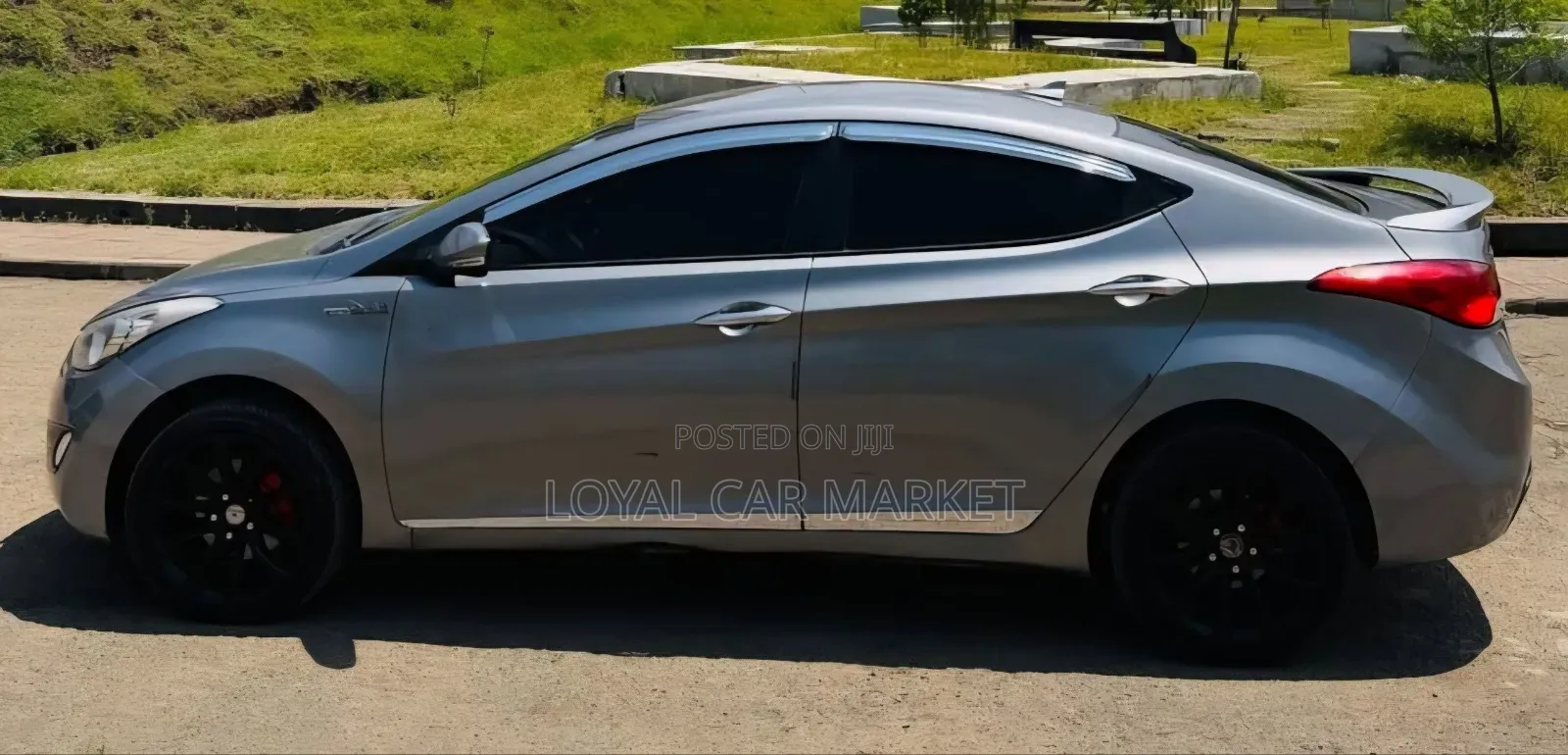 Hyundai Avante 2013 Silver