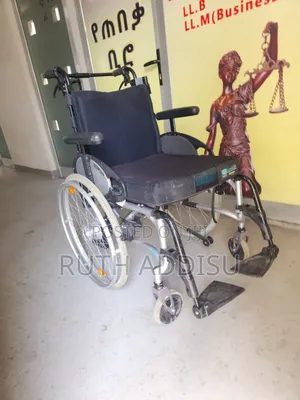 Manual Wheelchair100 - Vermeiren Outdoor Indoor Folding Wheelchair