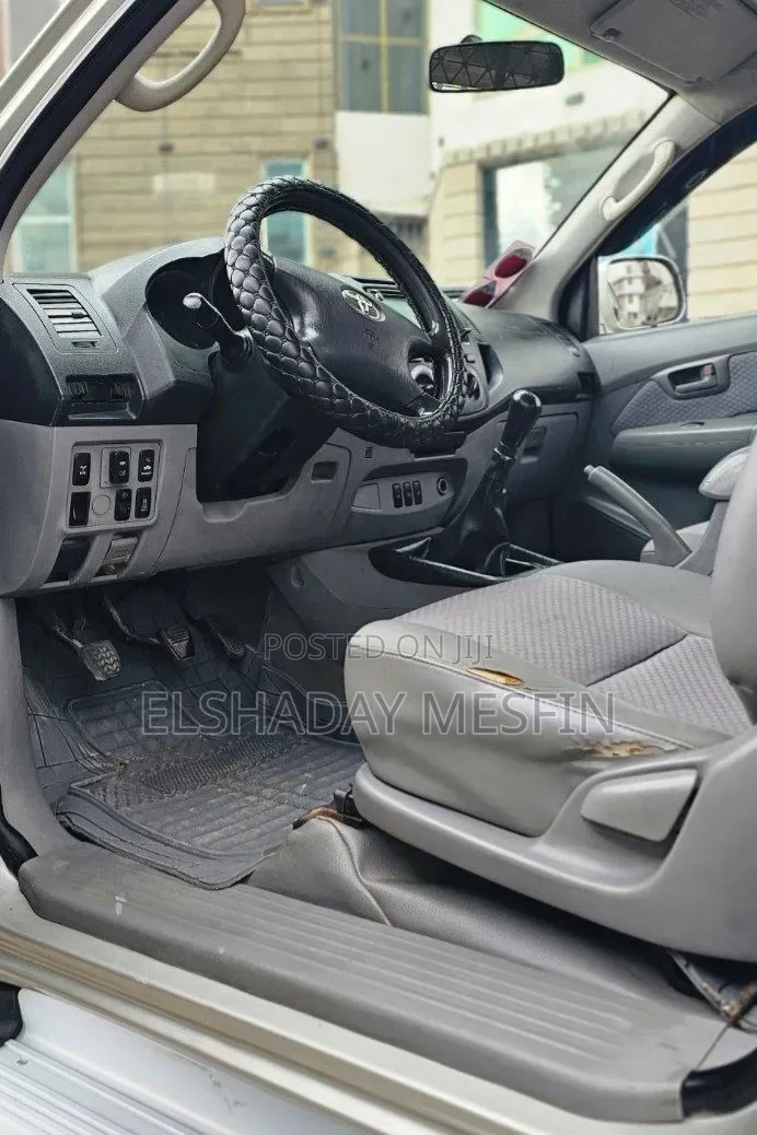 Toyota RAV4 2009 Gray