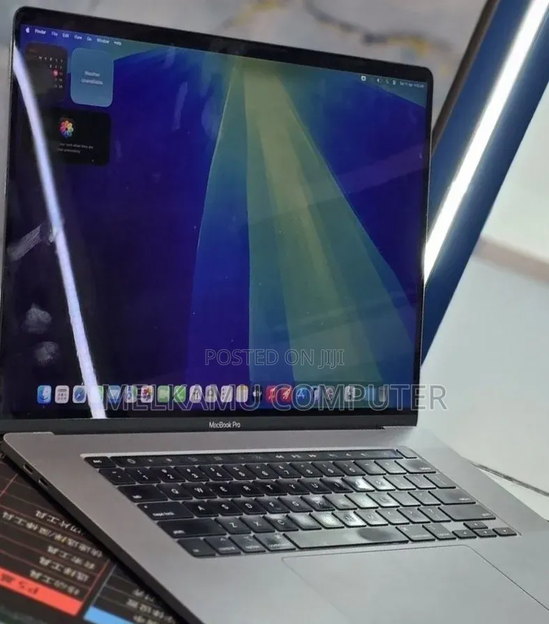 New Laptop Apple MacBook Pro 2019 16GB Intel Core i9 SSD 2T