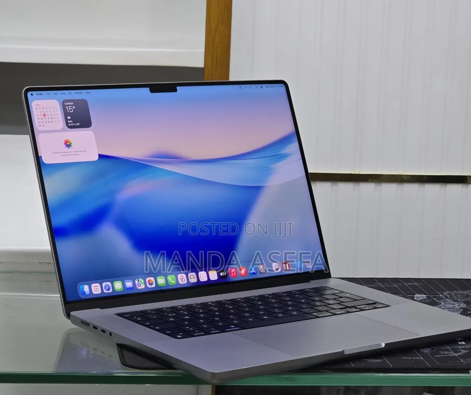 New Laptop Apple MacBook Pro 2021 M1 Max 64GB Apple M1 Max SSD 1T