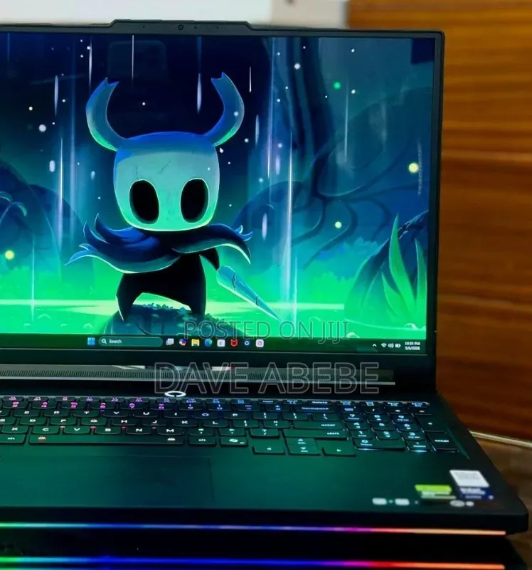 New Laptop Lenovo Legion 7 64GB Intel Core Ultra 9 SSD 2T