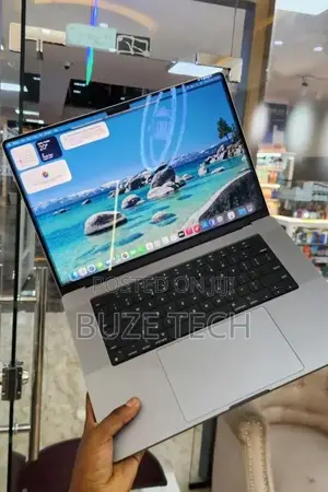 New Laptop Apple MacBook Pro 2021 M1 16GB Apple M1 Pro SSD 1T