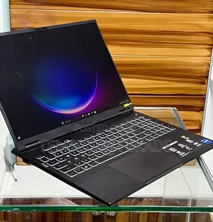 New Laptop Asus TUF Gaming A16 8GB Intel Core i7 SSD 1T