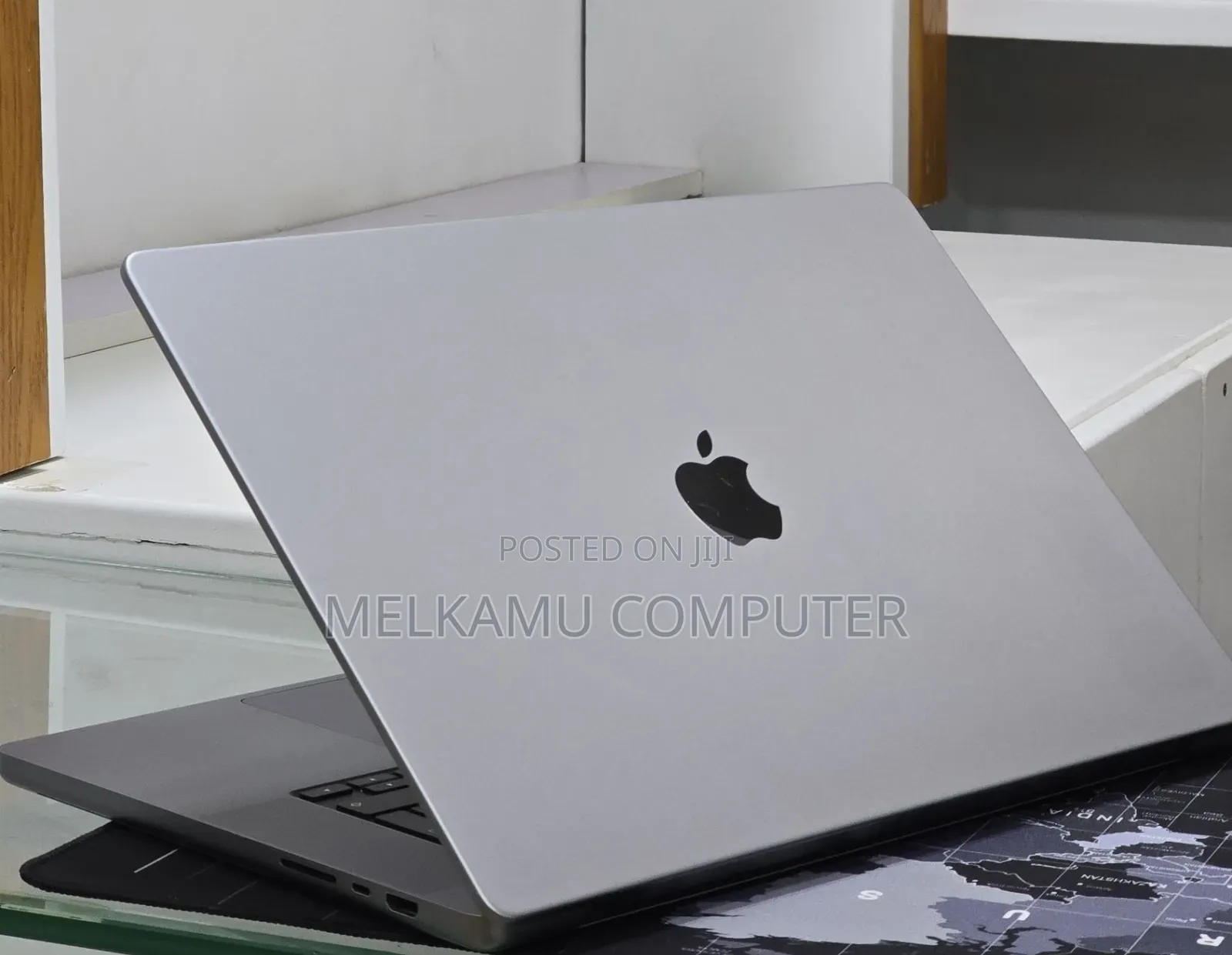New Laptop Apple MacBook Pro 2021 M1 16GB Apple M1 SSD 1T