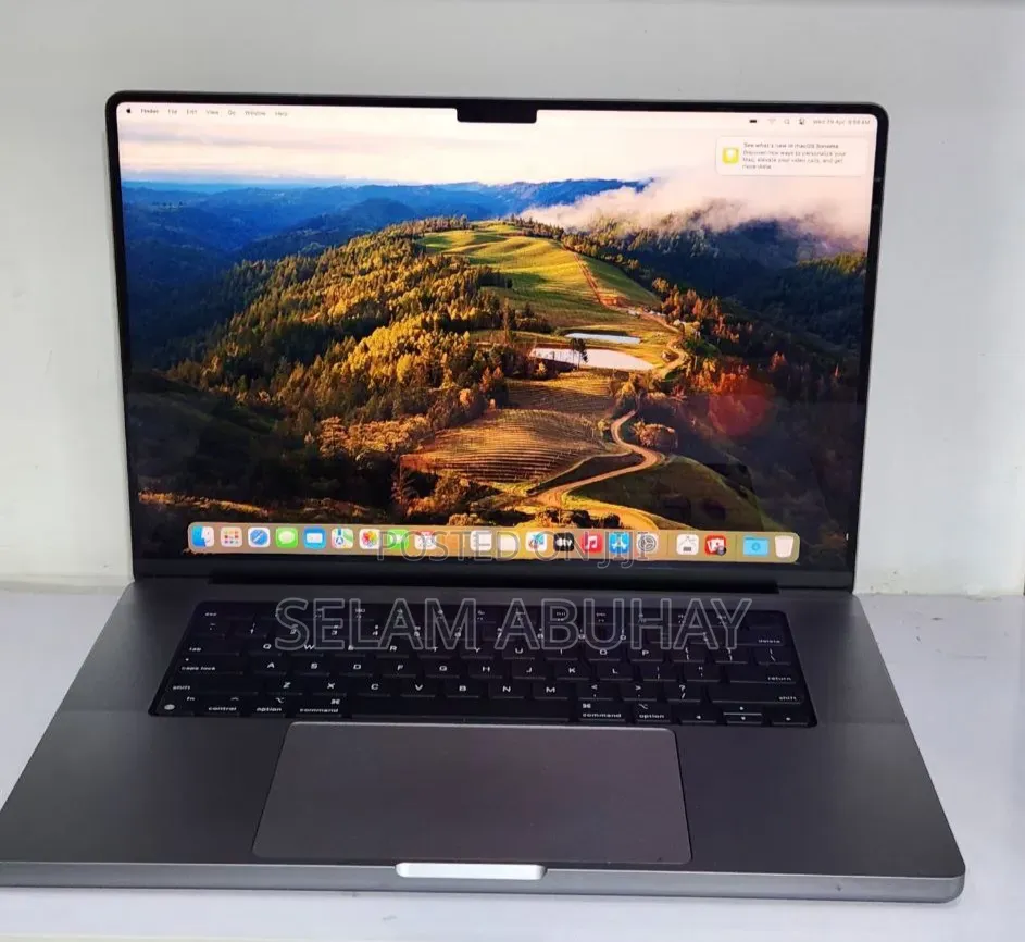 New Laptop Apple MacBook Pro 2020 M1 32GB Apple M1 Pro SSD 512GB