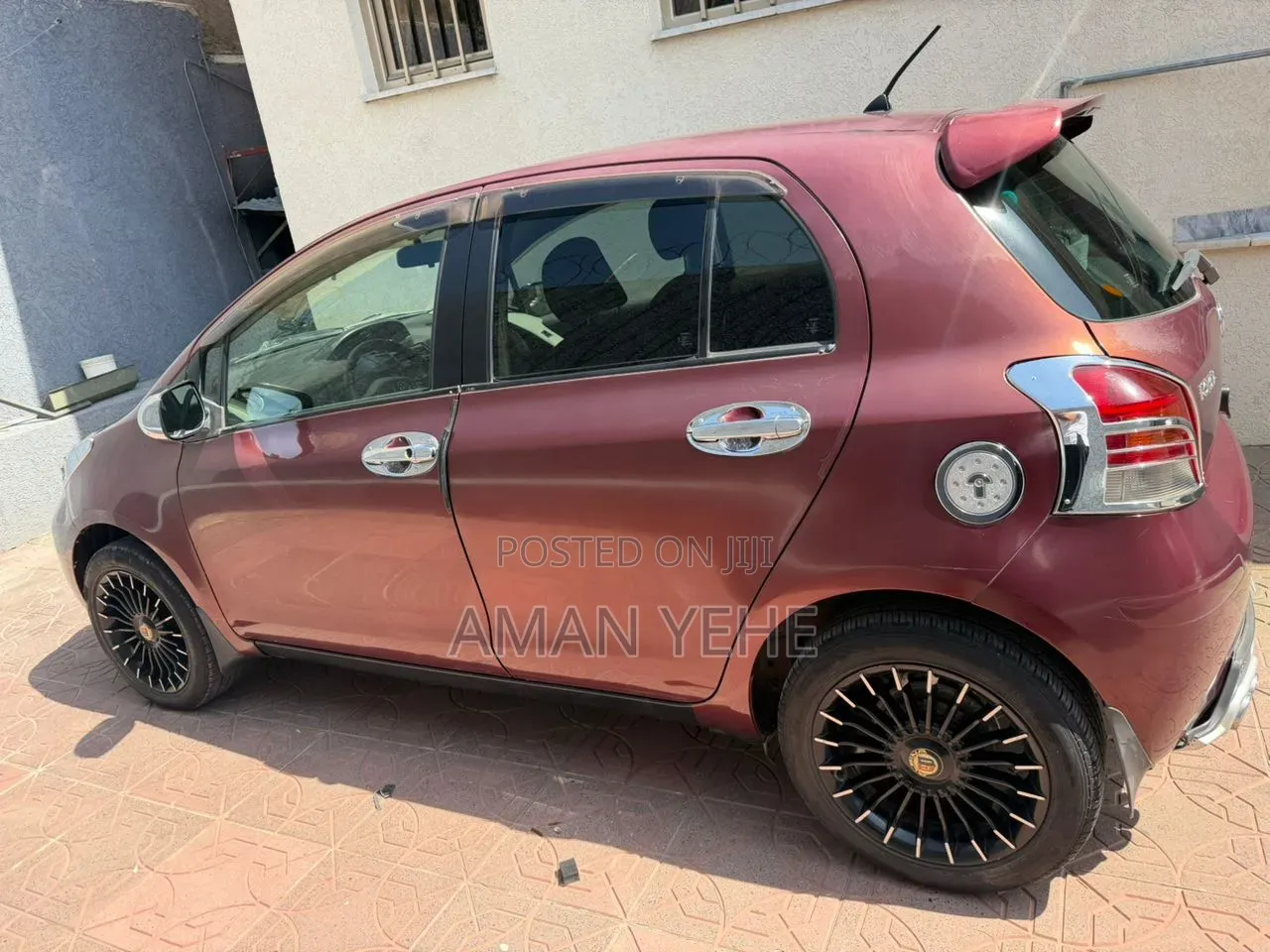 Toyota Yaris 2010 Burgundy