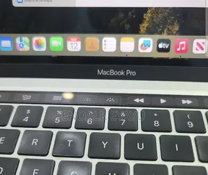 New Laptop Apple MacBook Pro 2020 M1 16GB Apple M1 Pro SSD 256GB
