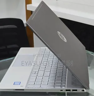 New Laptop HP Pavilion 15 8GB Intel Core i7 SSD 256GB