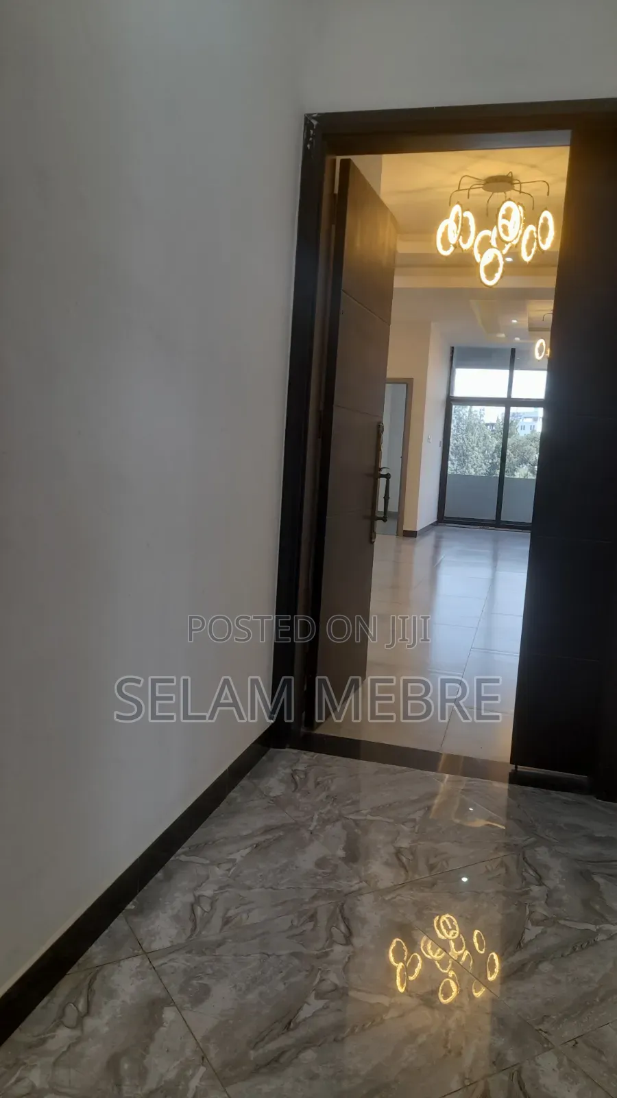 2bdrm Apartment in ኢማሮሽ, Arada for sale