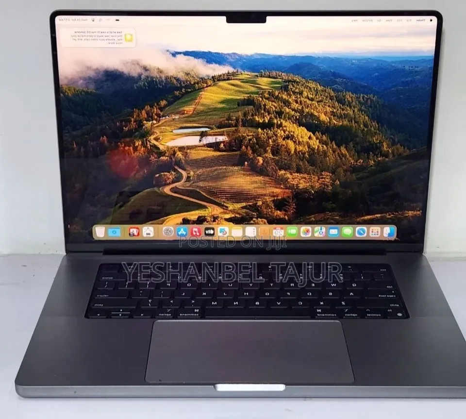 New Laptop Apple MacBook Pro 2020 M1 32GB Apple M1 Pro SSD 512GB