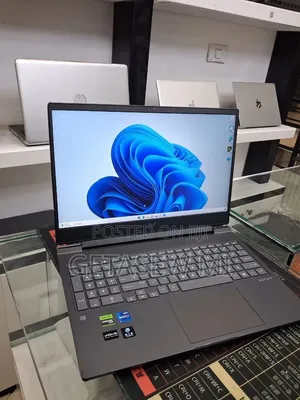 New Laptop HP Victus 16 16GB Intel Core i7 SSD 1T