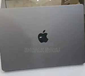 New Laptop Apple MacBook Pro 2021 M1 16GB Apple M1 Pro SSD 512GB