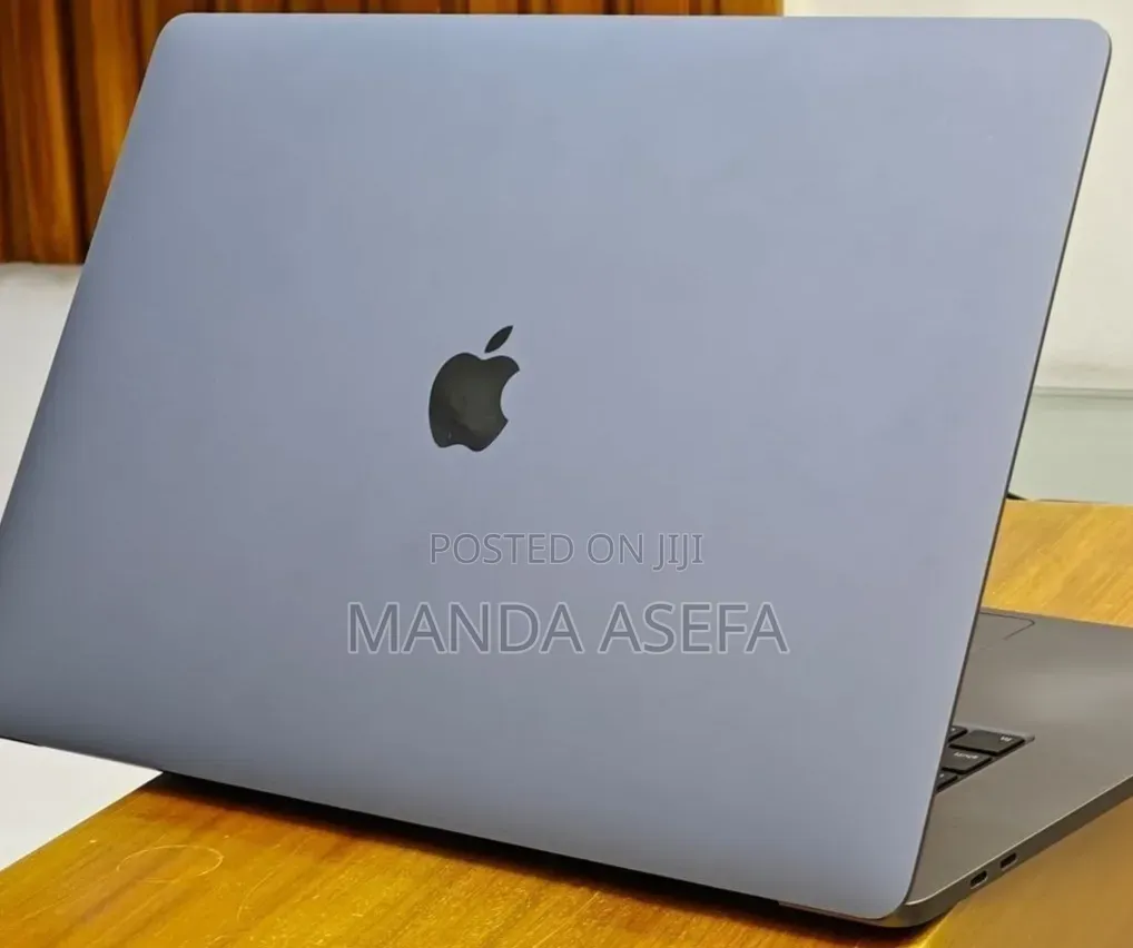 New Laptop Apple MacBook Pro 2019 16GB Intel Core i7 SSD 512GB