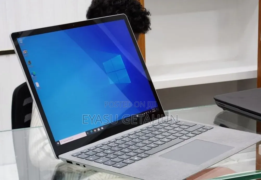 New Laptop Microsoft Surface Laptop 3 16GB Intel Core i7 SSD 256GB