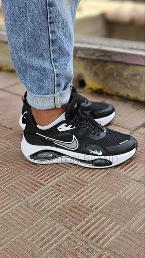Nike Air Zoom አይናማው