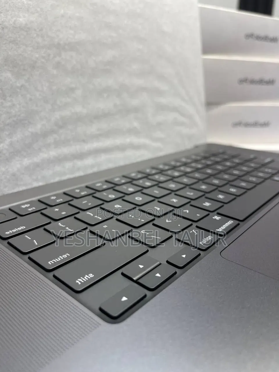 New Laptop Apple MacBook Pro 2023 M3 Max 32GB Apple M3 Max SSD 1T