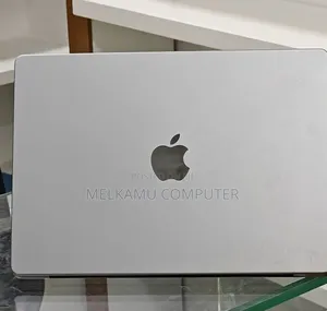 New Laptop Apple MacBook Pro 2023 M3 8GB Apple M3 SSD 512GB
