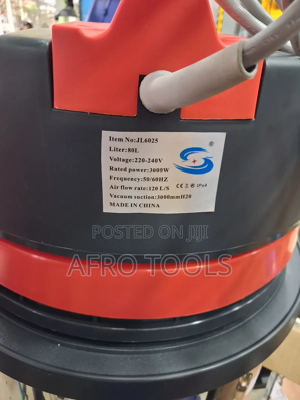 80l Red East Vacuum Cleaner