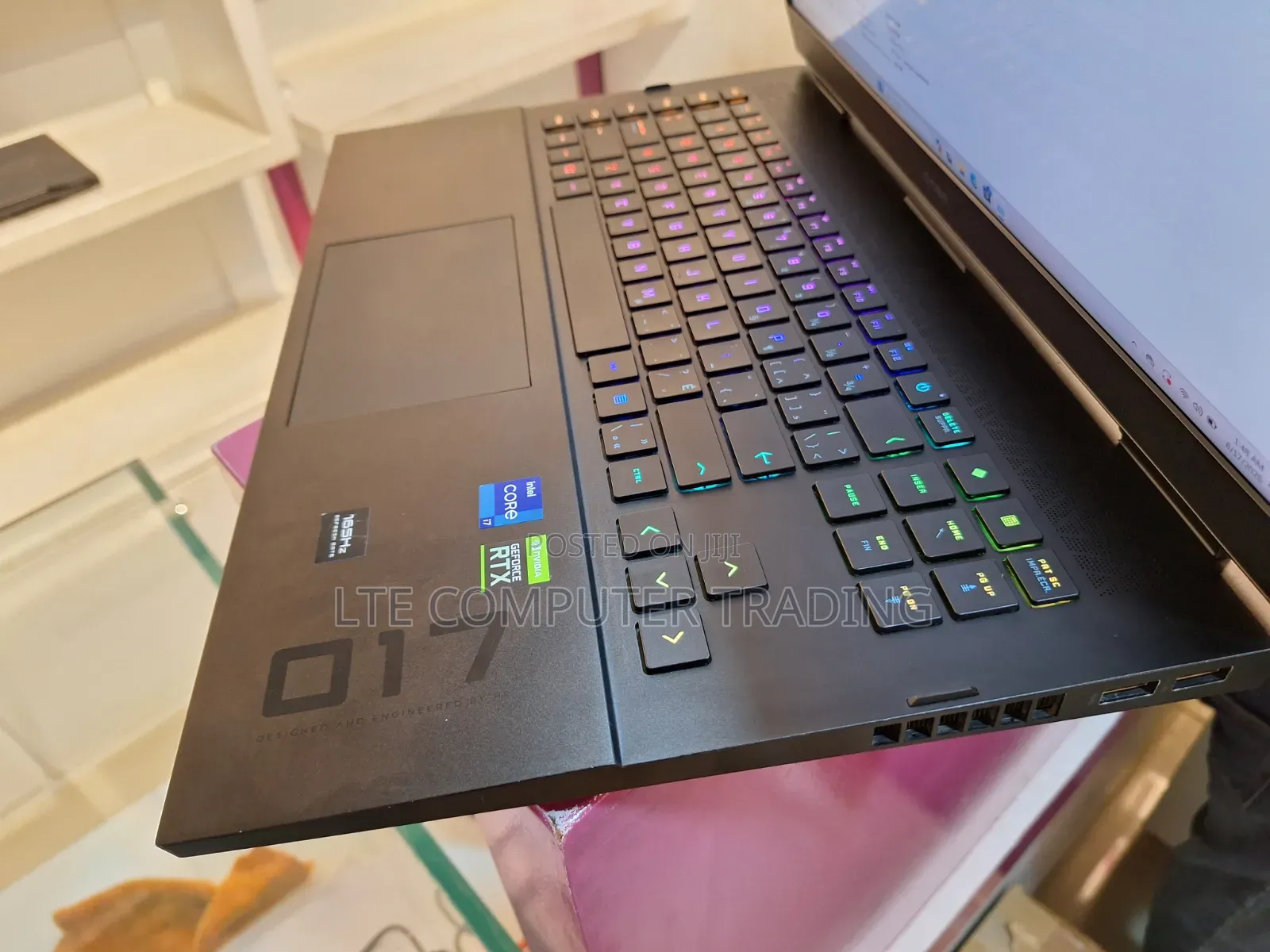 New Laptop HP Omen 17 16GB Intel Core i7 SSD 1T