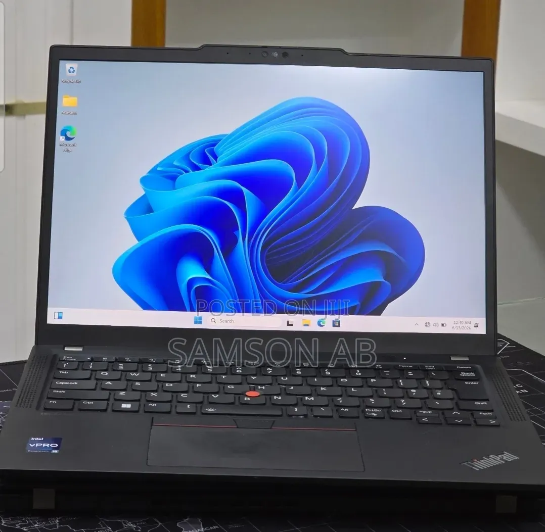 New Laptop Lenovo ThinkPad x13 Yoga 16GB Intel Core i5 SSD 512GB