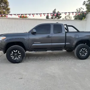 Toyota Tacoma SR5 2022 Gray
