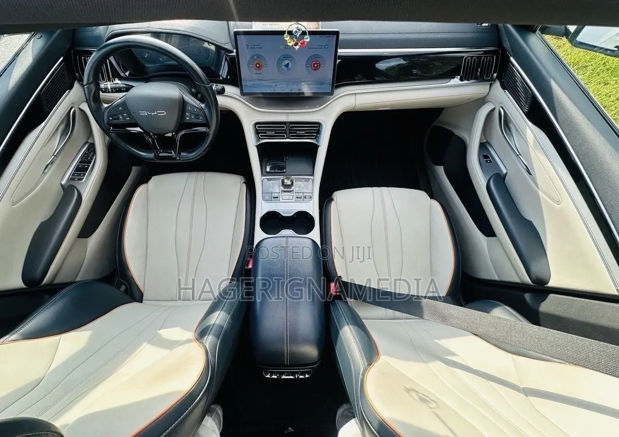 Jetour X70 Plus 2022 White