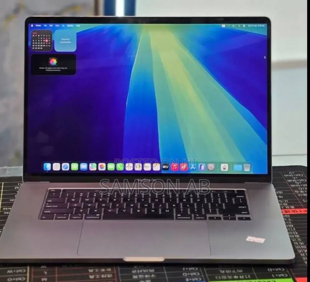 New Laptop Apple MacBook Pro 2019 16GB Intel Core i9 SSD 2T