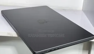 New Laptop Apple MacBook Pro 32GB Apple M1 Pro SSD 512GB