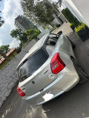 Suzuki Swift 2022 Silver