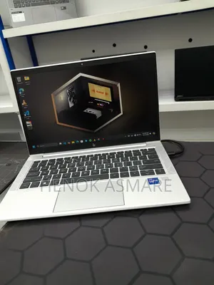 New Laptop HP EliteBook 830 G8 16GB Intel Core i7 SSD 512GB