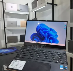 New Laptop Asus ZenBook 3 UX390UA 16GB Intel Core i7 SSD 512GB
