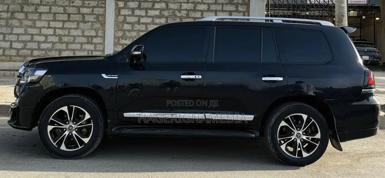 Toyota Land Cruiser 2020 Black