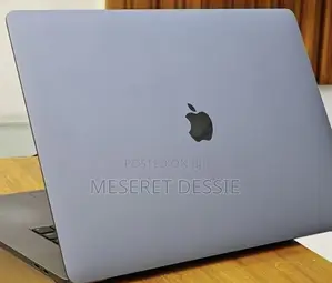 New Laptop Apple MacBook Pro 2019 16GB Intel Core i7 SSD 512GB