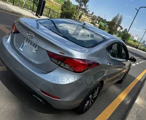 Hyundai Avante 2016 Gray