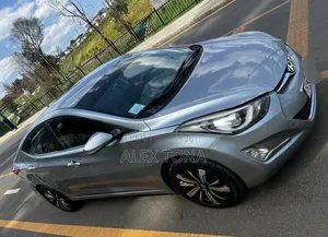 Hyundai Avante 2016 Gray