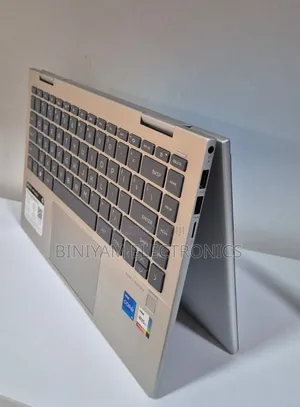 New Laptop HP Envy X360 8GB Intel Core i5 SSD 512GB