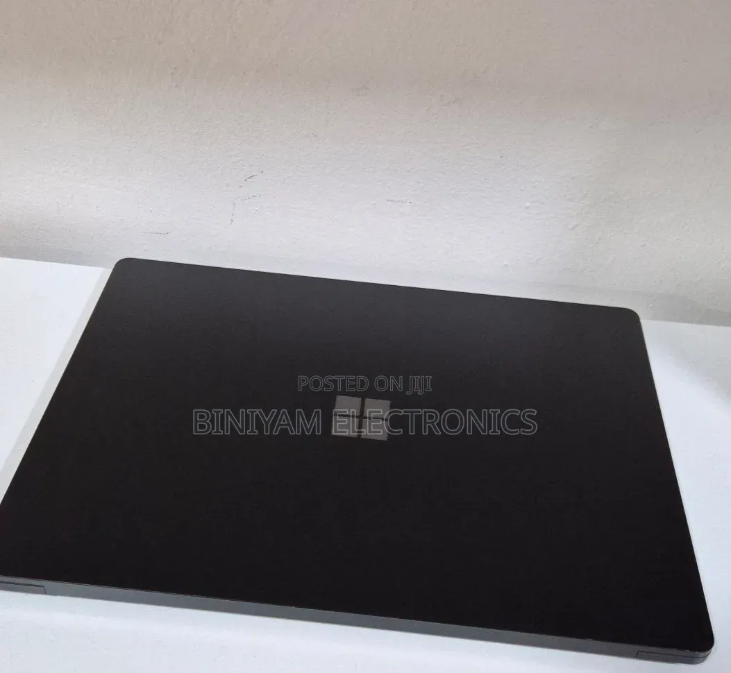 New Laptop Microsoft Surface Laptop 5 16GB Intel Core i7 SSD 512GB