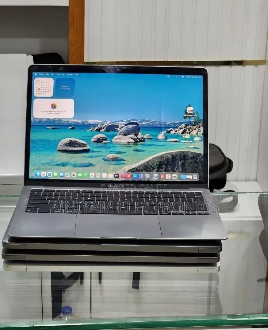 New Laptop Apple MacBook Air 2020 8GB Apple M1 SSD 256GB