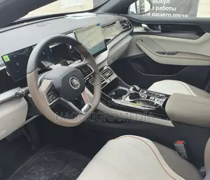 BYD Qin Plus DM-i 2022 White