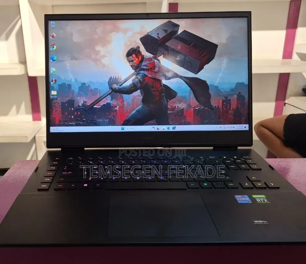 New Laptop HP Omen 17 16GB Intel Core i7 SSD 1T