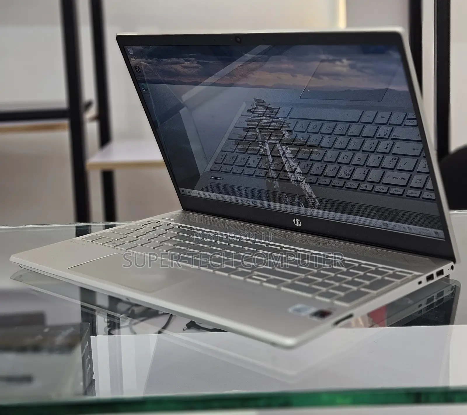 New Laptop HP Pavilion 15 16GB Intel Core i7 SSD 256GB