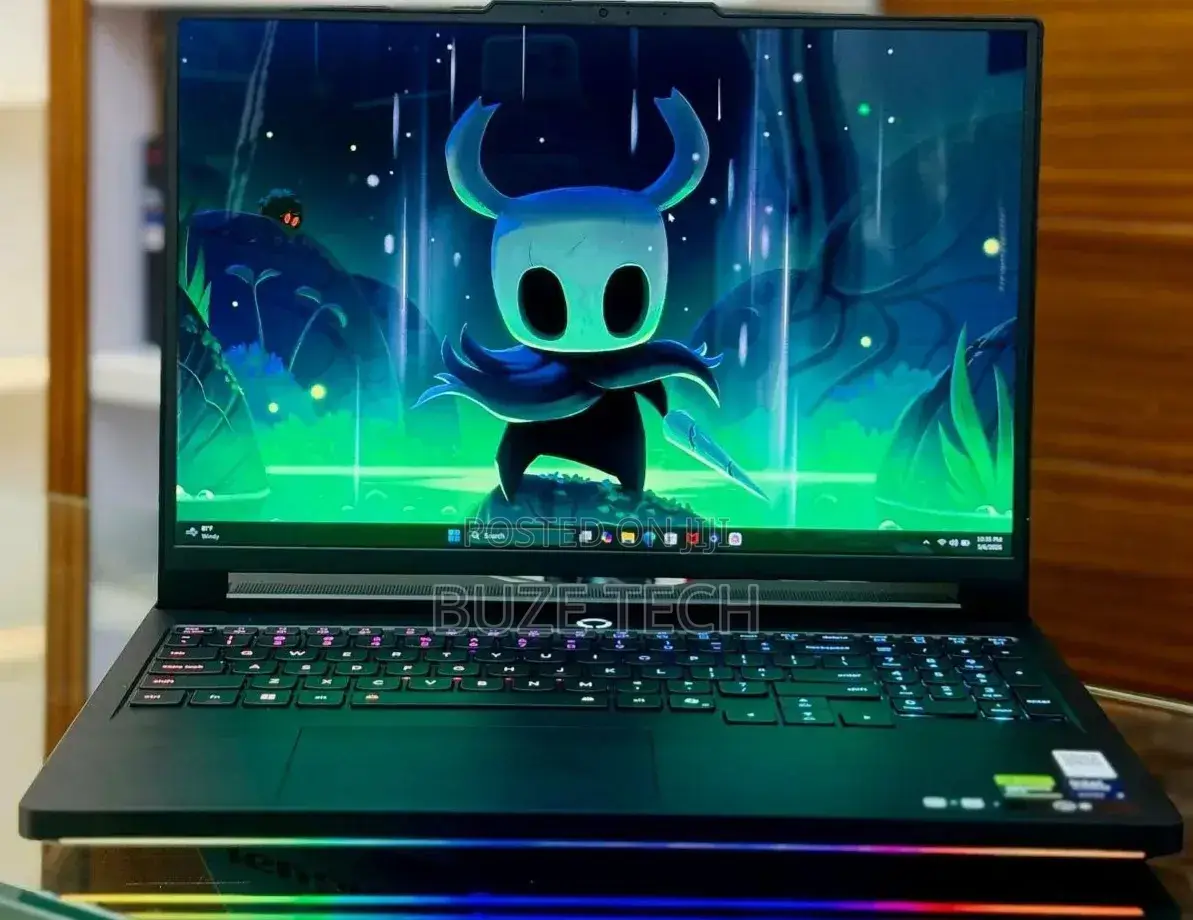 New Laptop Lenovo Legion 7 64GB Intel Core Ultra 9 SSD 2T