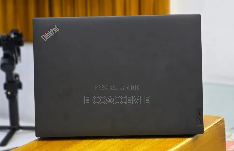 New Laptop Lenovo ThinkPad T14 16GB Intel Core i7 SSD 512GB