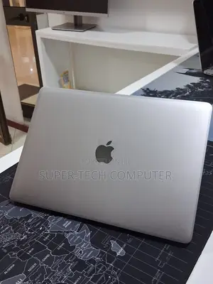New Laptop Apple MacBook Air 2019 8GB Intel Core i5 SSD 128GB