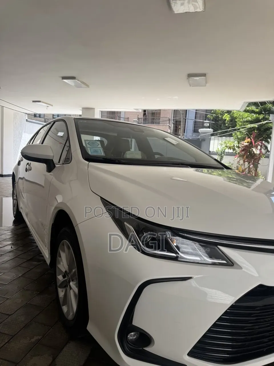 Toyota Corolla 2022 White
