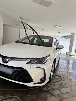 Toyota Corolla 2022 White
